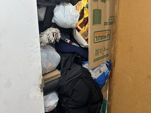 3 x 5 storage unit in Highland, CA