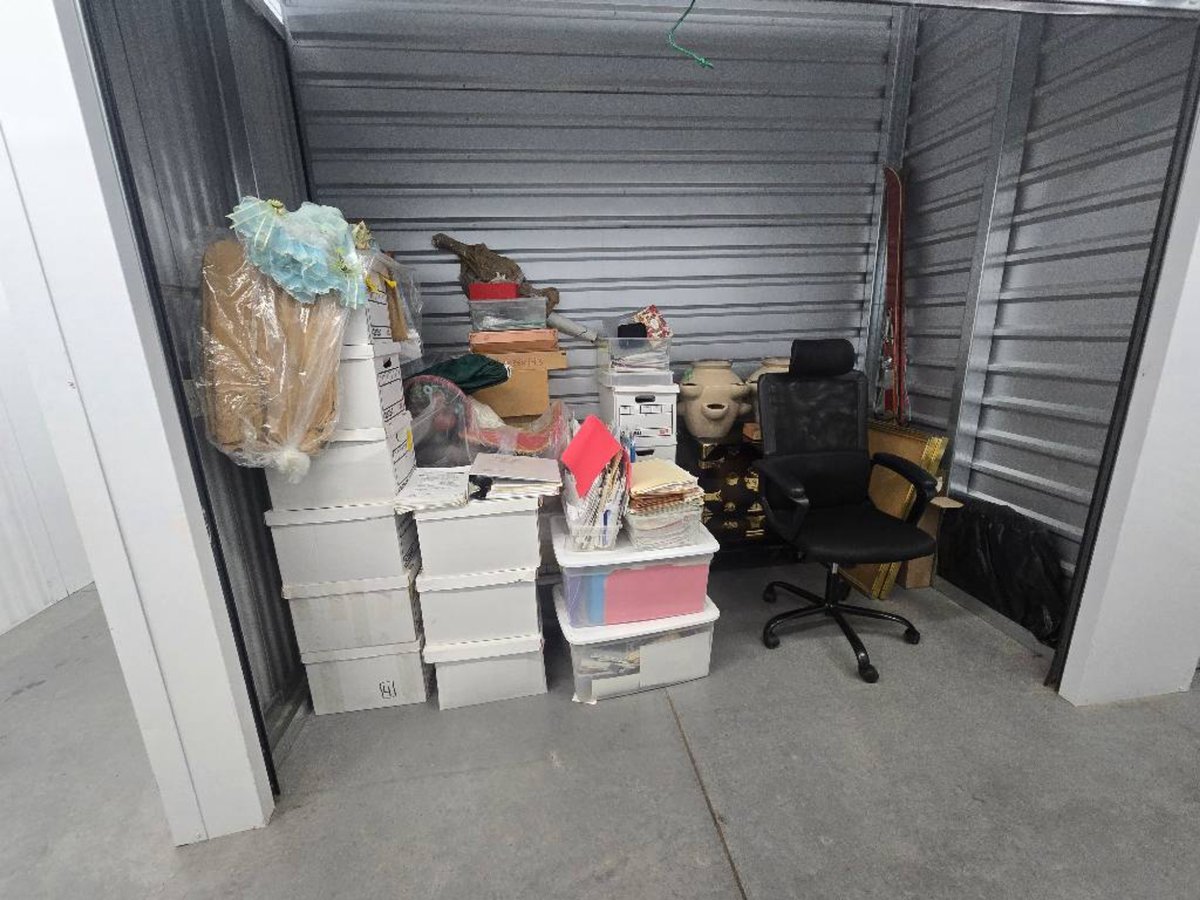 10 x 5 storage unit in Gilbert, AZ