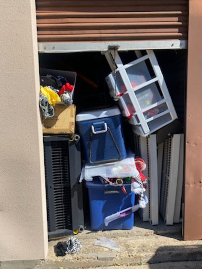 5 x 10 storage unit in 7944, TX