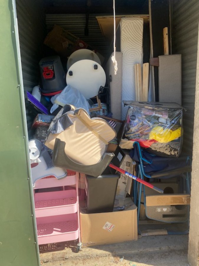5 x 8 storage unit in 7944, TX