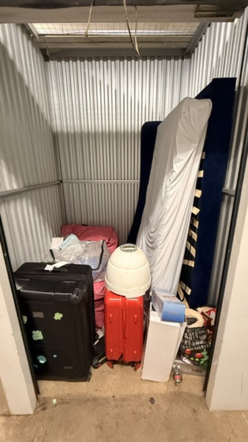 5 x 5 storage unit in Staten Island, NY