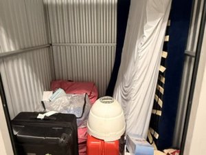 5 x 5 storage unit in Staten Island, NY