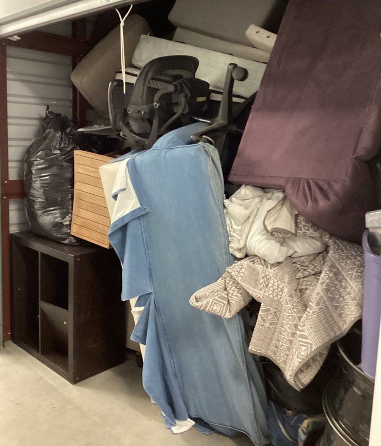 10 x 10 storage unit in Mableton, GA