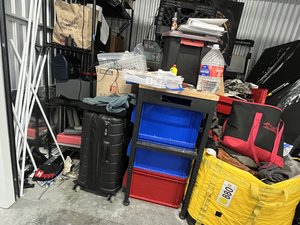 8 x 10 storage unit in Los Angeles, CA