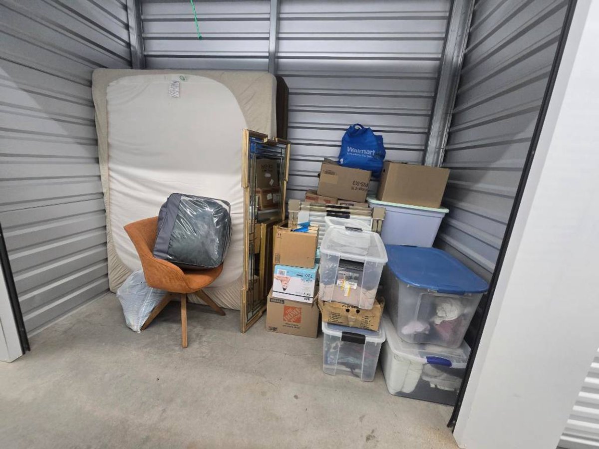 10 x 5 storage unit in Gilbert, AZ