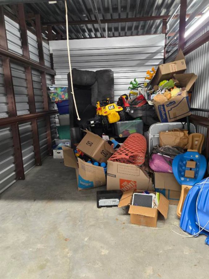 11 x 15 storage unit in O'Fallon, MO