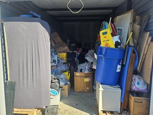 10 x 25 storage unit in Shaker Heights, OH