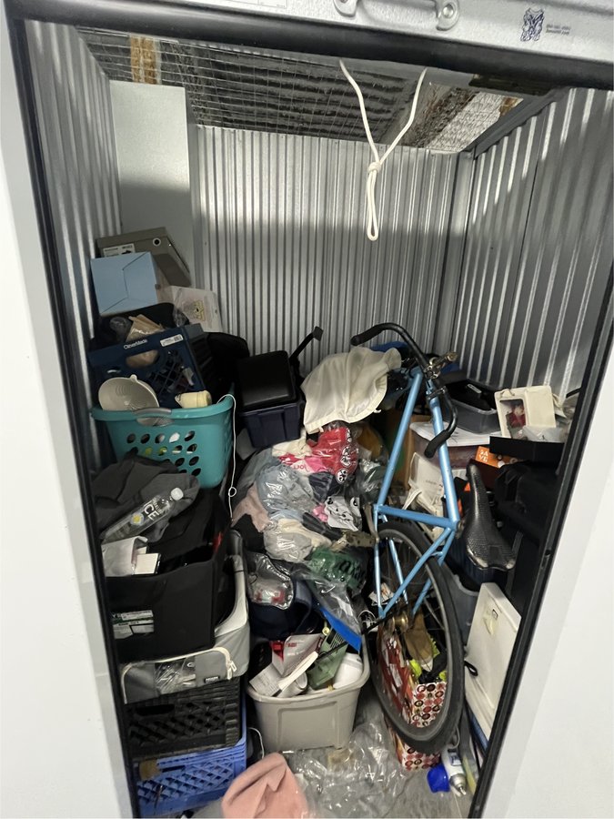 5 x 5 storage unit in Los Angeles, CA