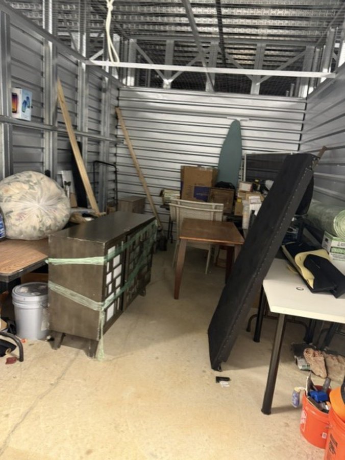 10 x 15 storage unit in Georgetown, TX
