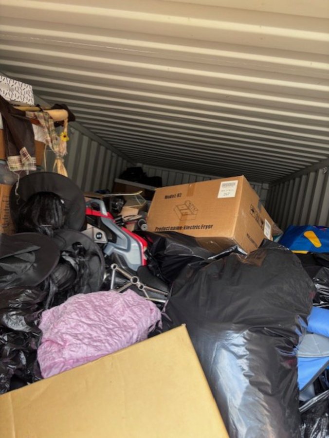 8 x 20 storage unit in Baltimore, MD