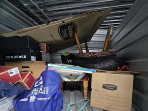5 x 5 storage unit in Honolulu, HI
