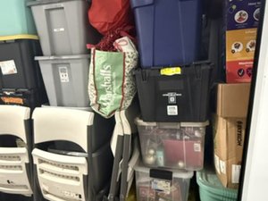 10 x 10 storage unit in Staten Island, NY