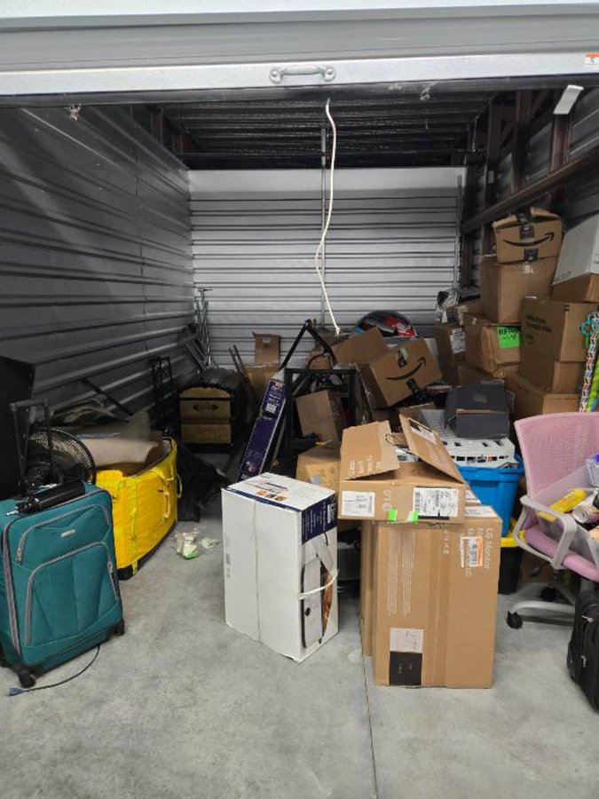 10 x 15 storage unit in O'Fallon, MO