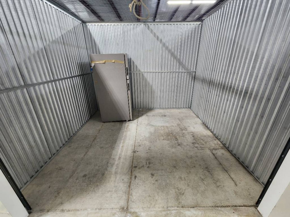 10 x 10 storage unit in Humble, TX