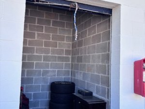 5 x 10 unit in Baltimore