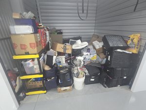 10 x 10 storage unit in Davenport, FL