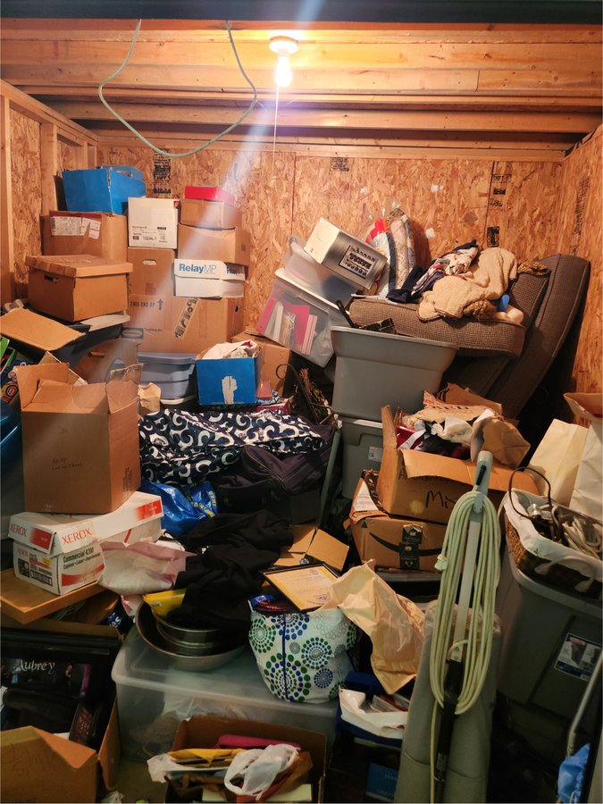 10 x 10 storage unit in Huntsville, AL