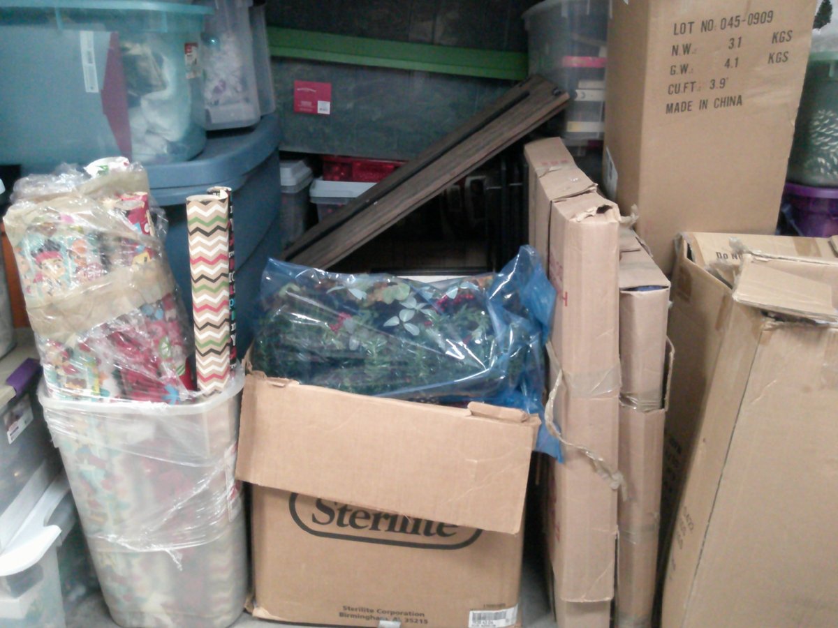 10 x 10 storage unit in Rahway, NJ