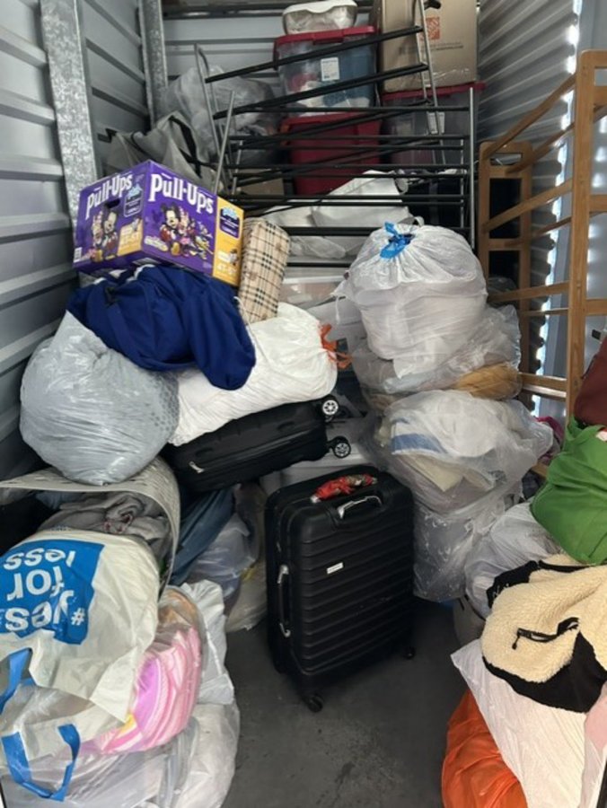 5 x 10 storage unit in Daly City, CA