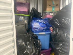 5 x 5 storage unit in Galewood, IL