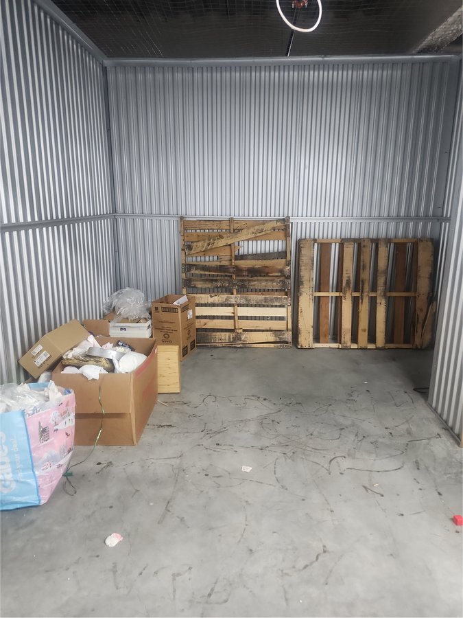 10 x 10 storage unit in Charlotte, NC