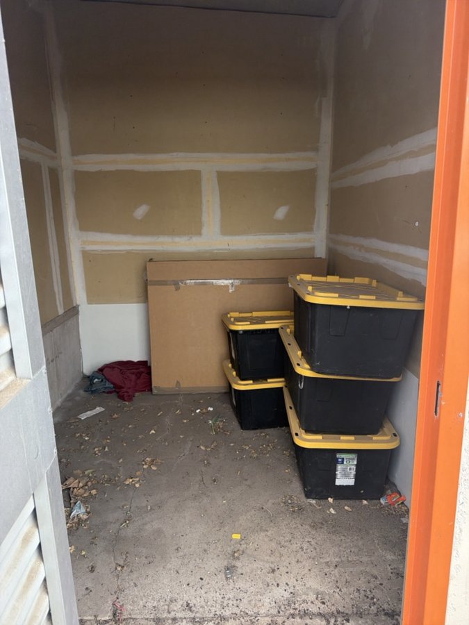 8 x 10 storage unit in Colorado Springs, CO