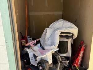 5 x 10 unit in Colorado Springs
