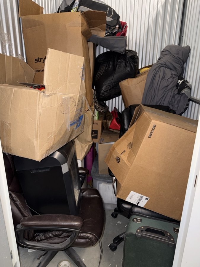5 x 5 storage unit in Woodbridge, VA