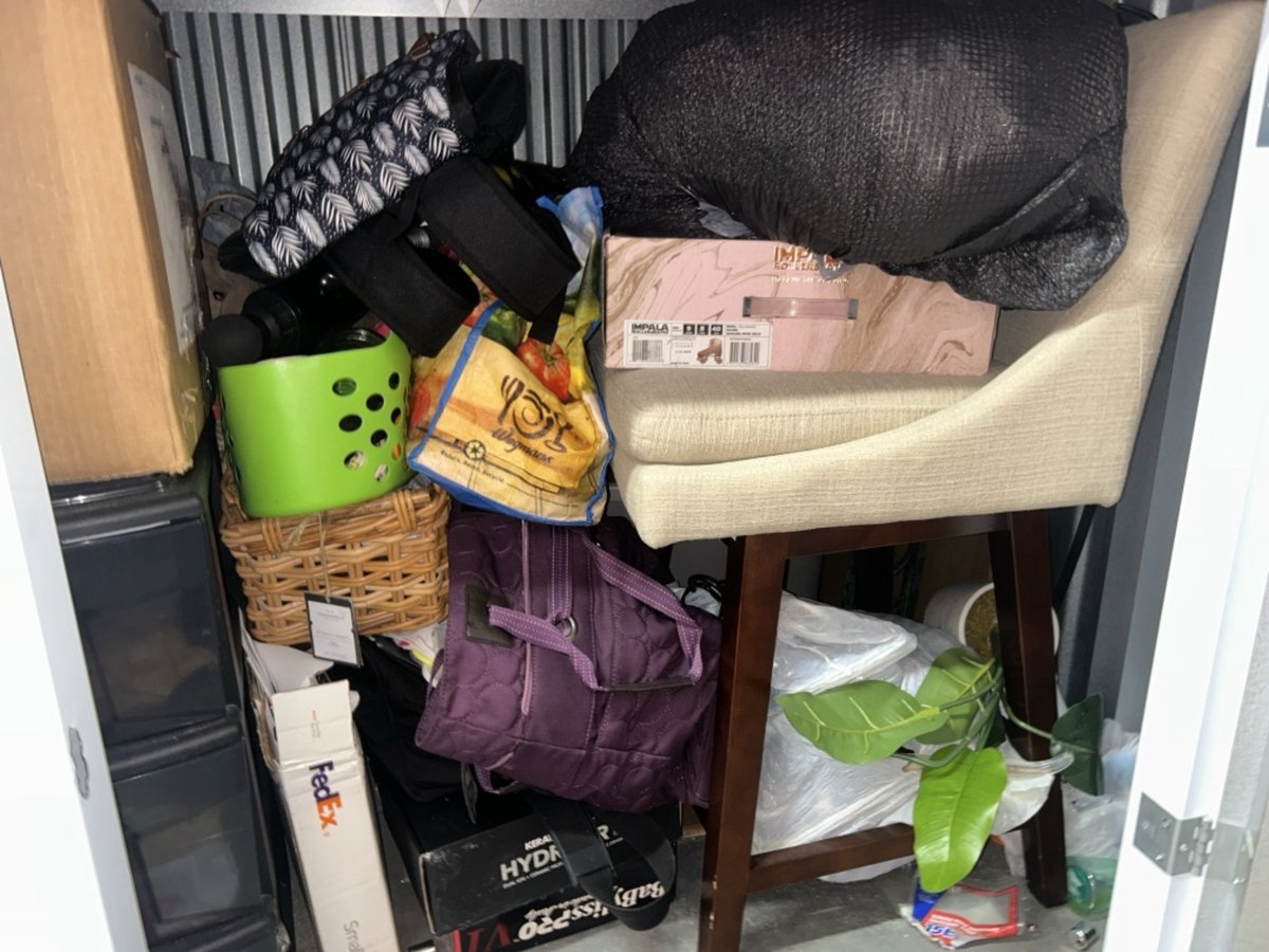 5 x 5 storage unit in Woodbridge, VA