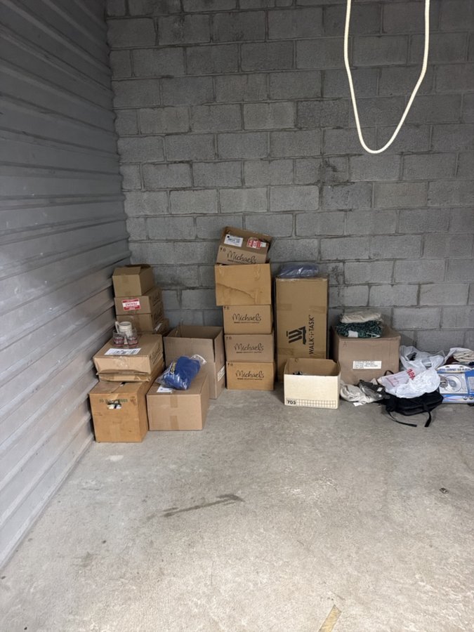 15 x 10 storage unit in Clinton Township, MI