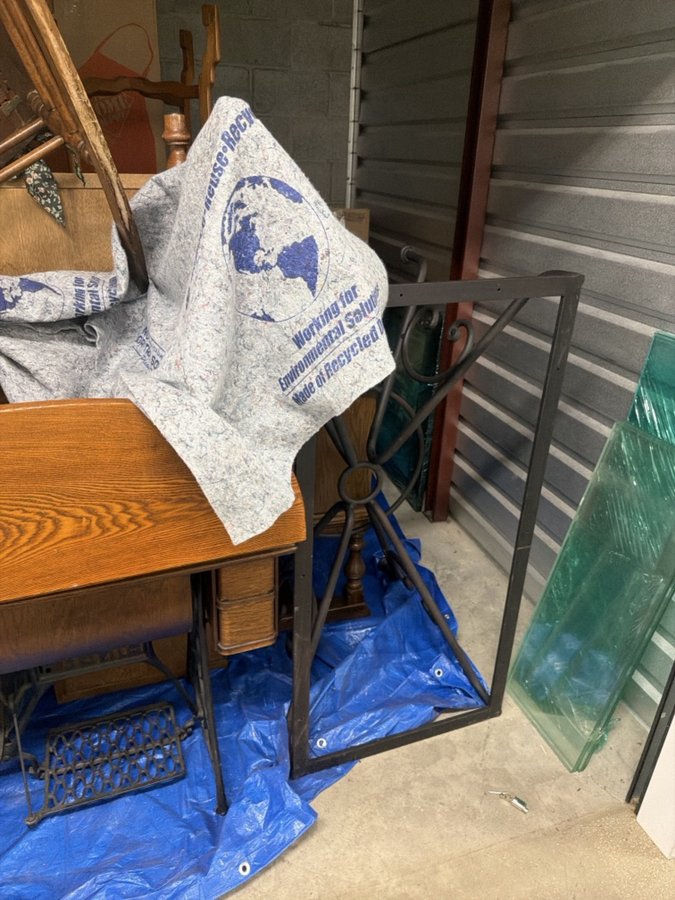10 x 10 storage unit in Clinton Township, MI