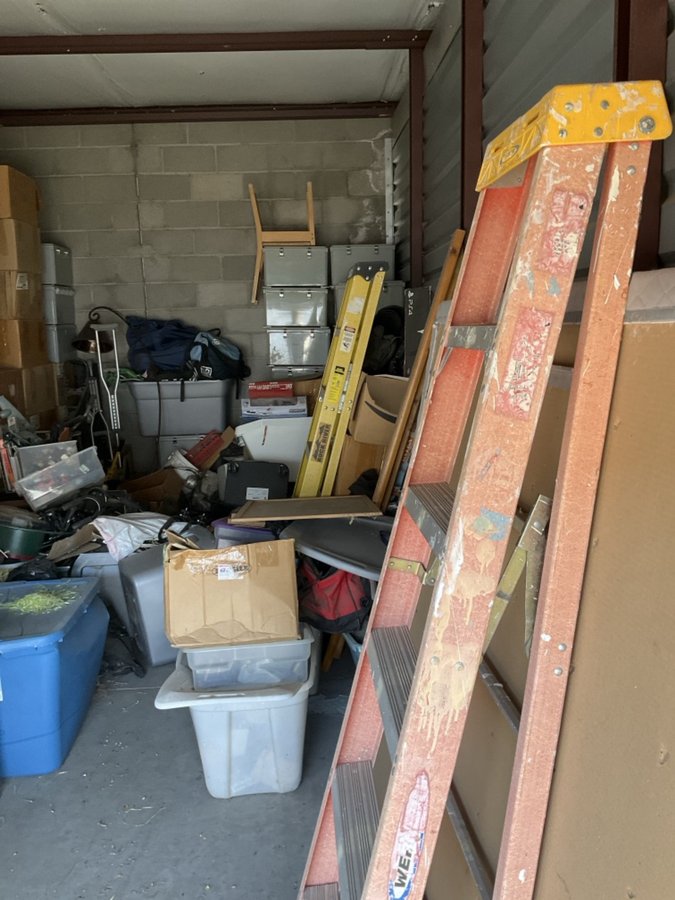 10 x 20 storage unit in Tucson, AZ