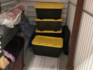 5 x 10 storage unit in Tucson, AZ