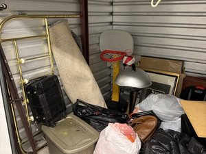 7 x 10 storage unit in Clinton Township, MI