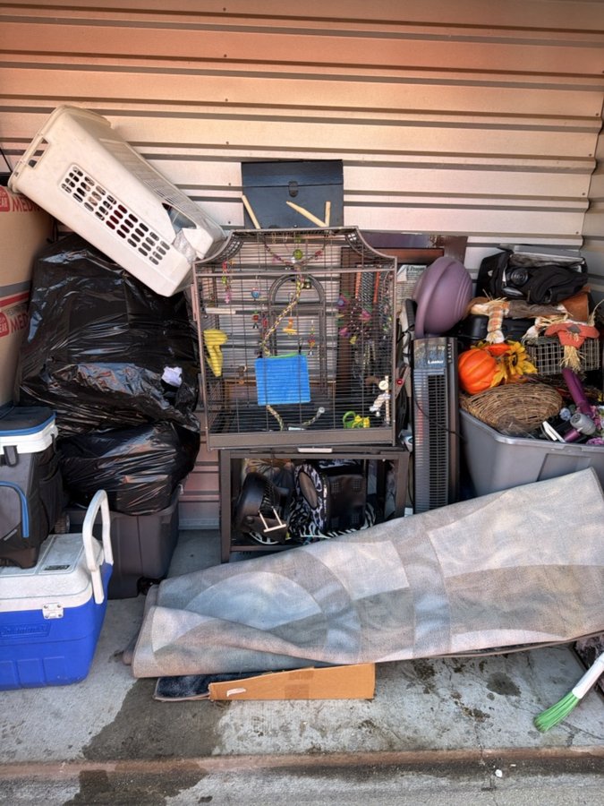 10 x 5 storage unit in Clinton Township, MI