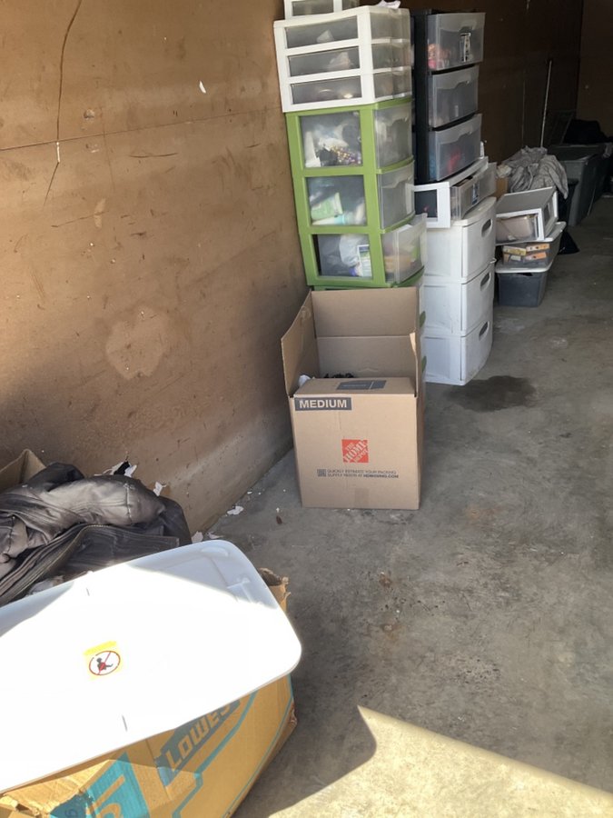 10 x 30 storage unit in Mobile, AL