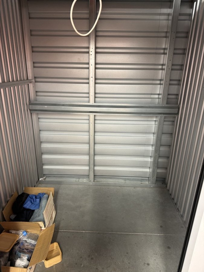 5 x 5 storage unit in Colorado Springs, CO