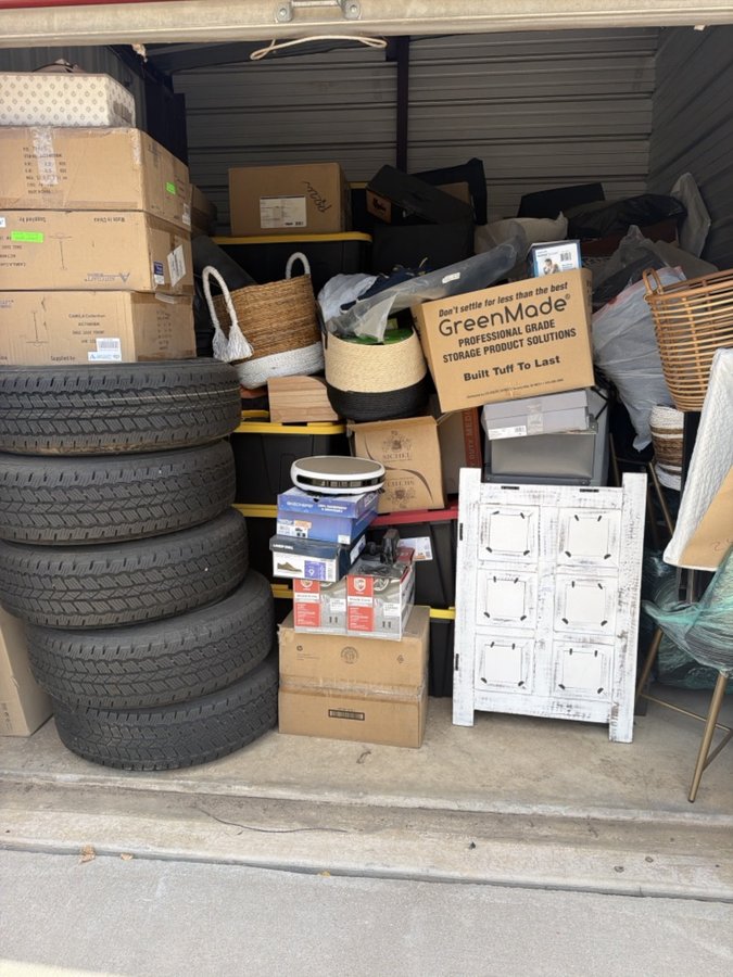 10 x 10 storage unit in Monument, CO