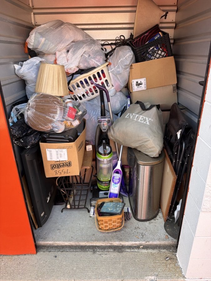 5 x 5 storage unit in Clinton Township, MI