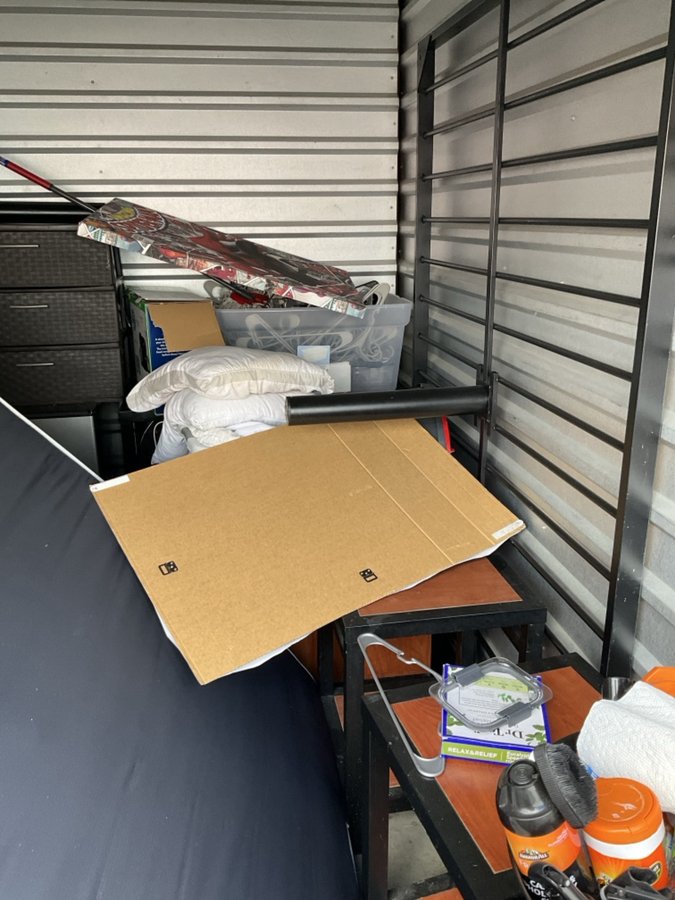 7 x 10 storage unit in Tucson, AZ