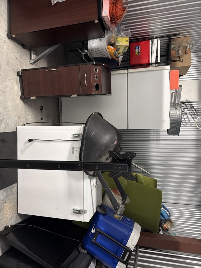 10 x 10 storage unit in Colorado Springs, CO
