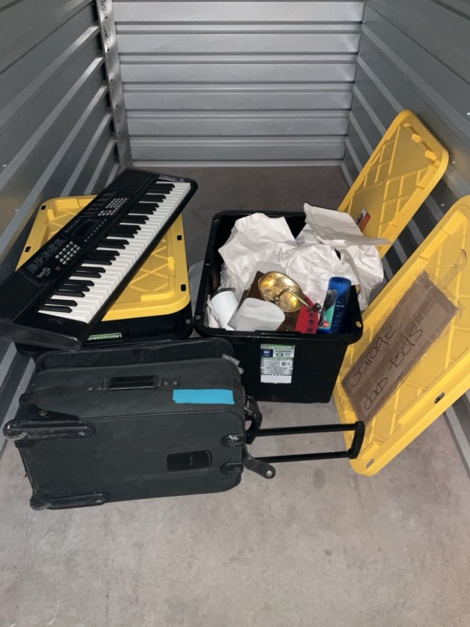 5 x 10 storage unit in Tucson, AZ