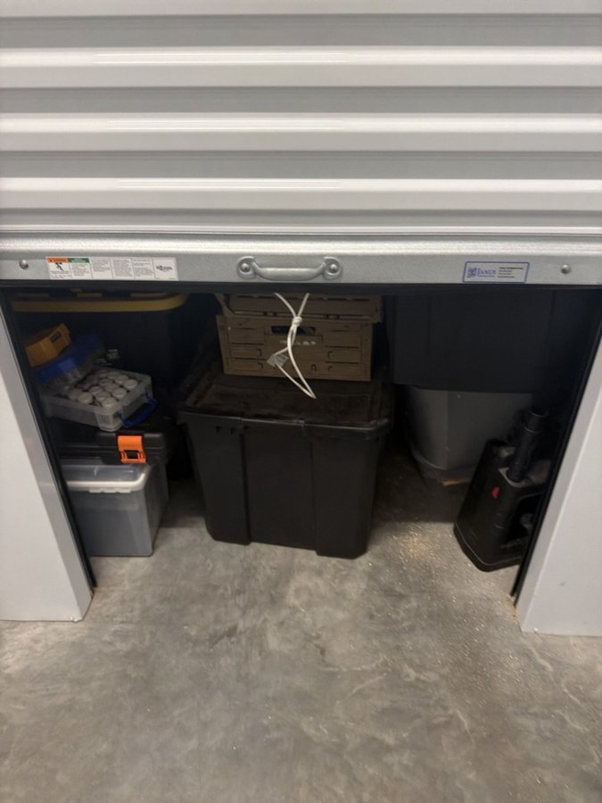 5 x 5 storage unit in Colorado Springs, CO