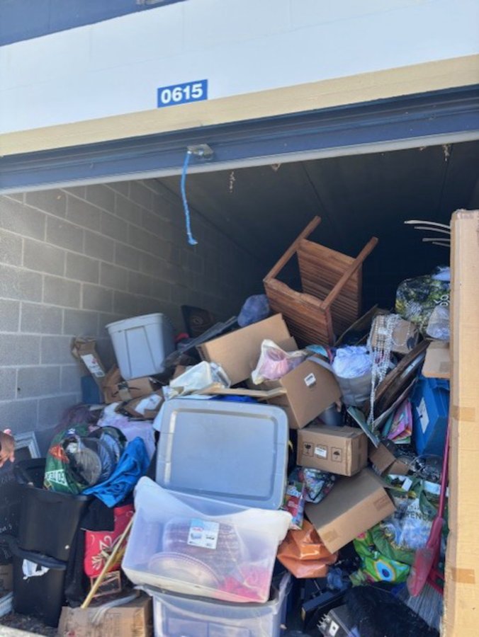 10 x 22 storage unit in Baltimore, MD