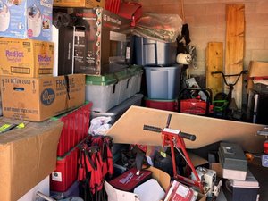 10 x 15 storage unit in Mt Clemens, MI