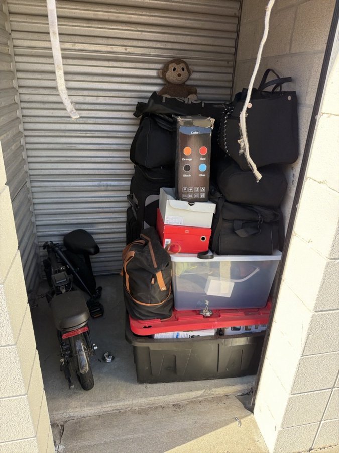 5 x 5 storage unit in Mt Clemens, MI