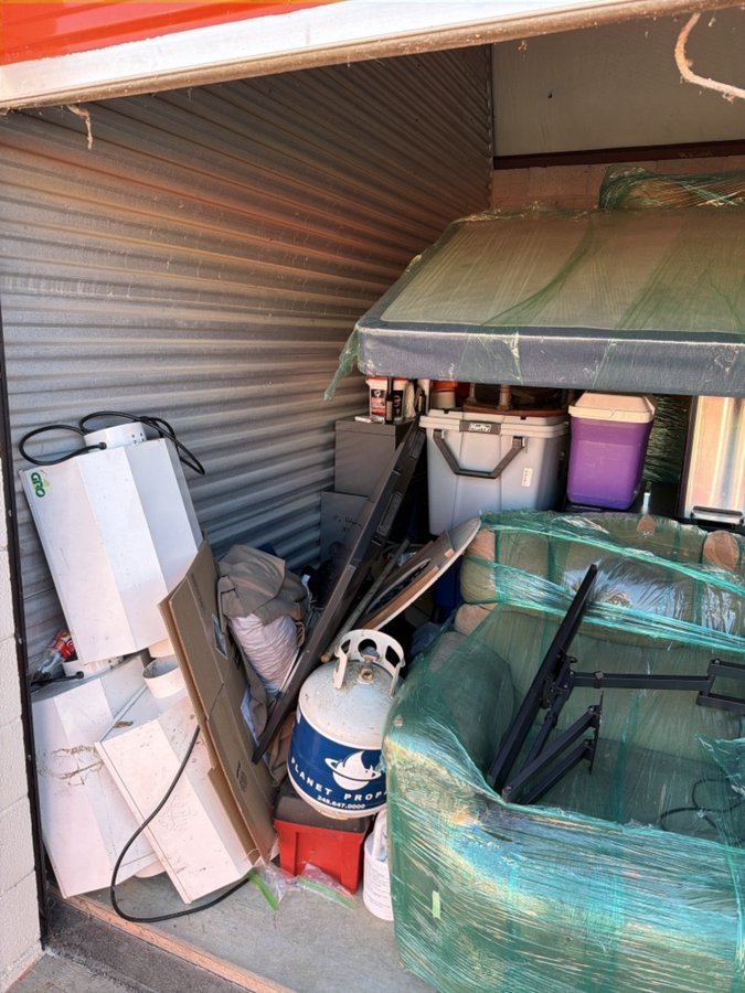 10 x 15 storage unit in Mt Clemens, MI