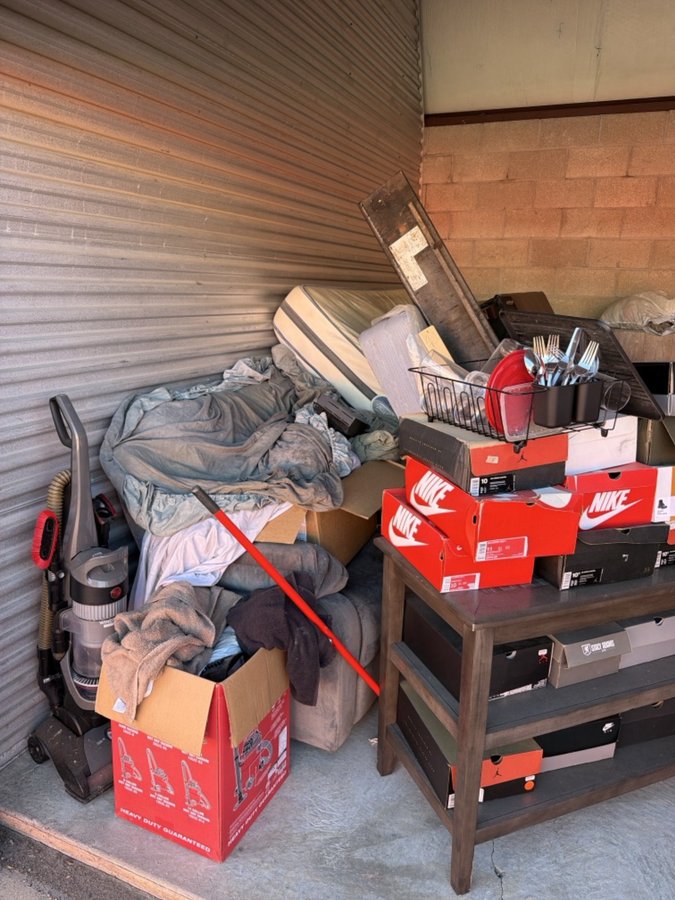 10 x 15 storage unit in Mt Clemens, MI