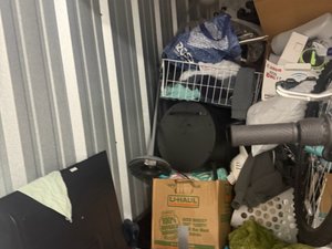 5 x 10 storage unit in Galewood, IL