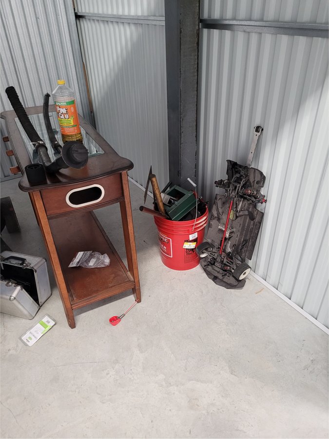 10 x 10 storage unit in Plantation, FL